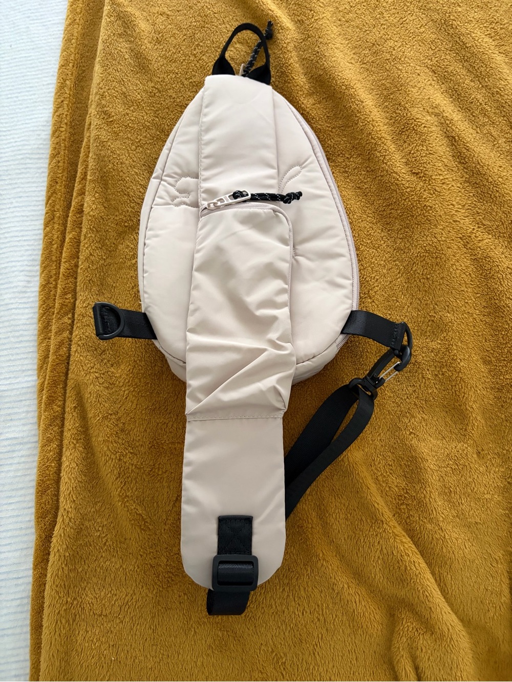 Puma Beige Women's Belt Bag - Sleek Sling Pack - Picture 2 of 6